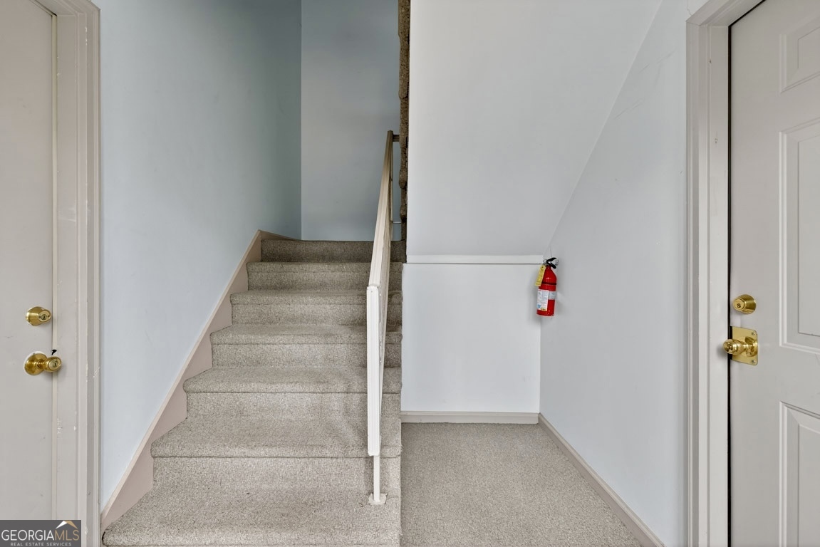 315 Hilderbrand DR B4