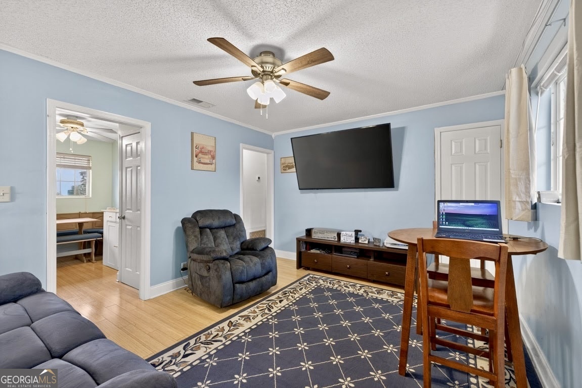 315 Hilderbrand DR B4