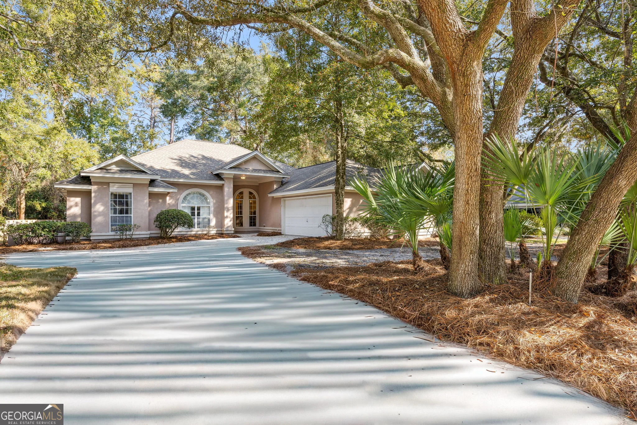 223 Cardinal Circle W