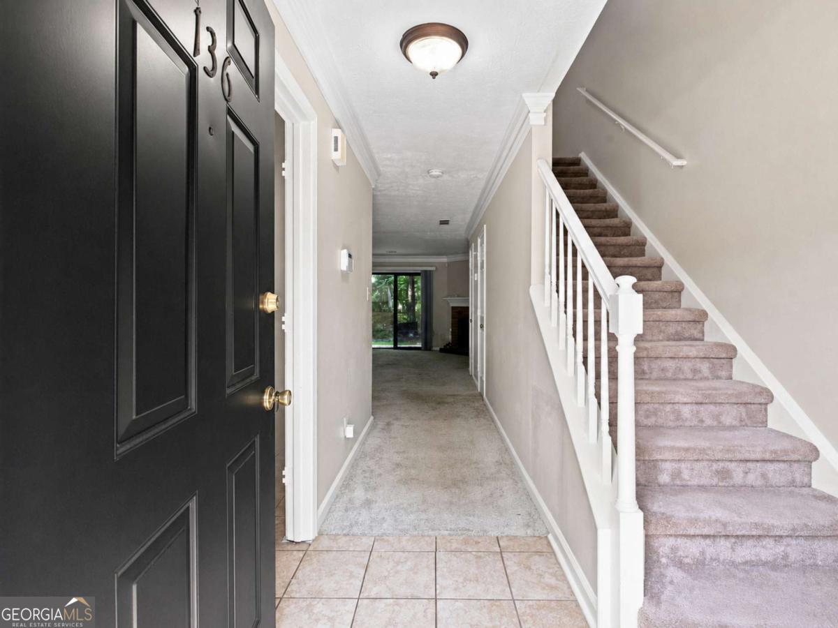 136 Sterling CT