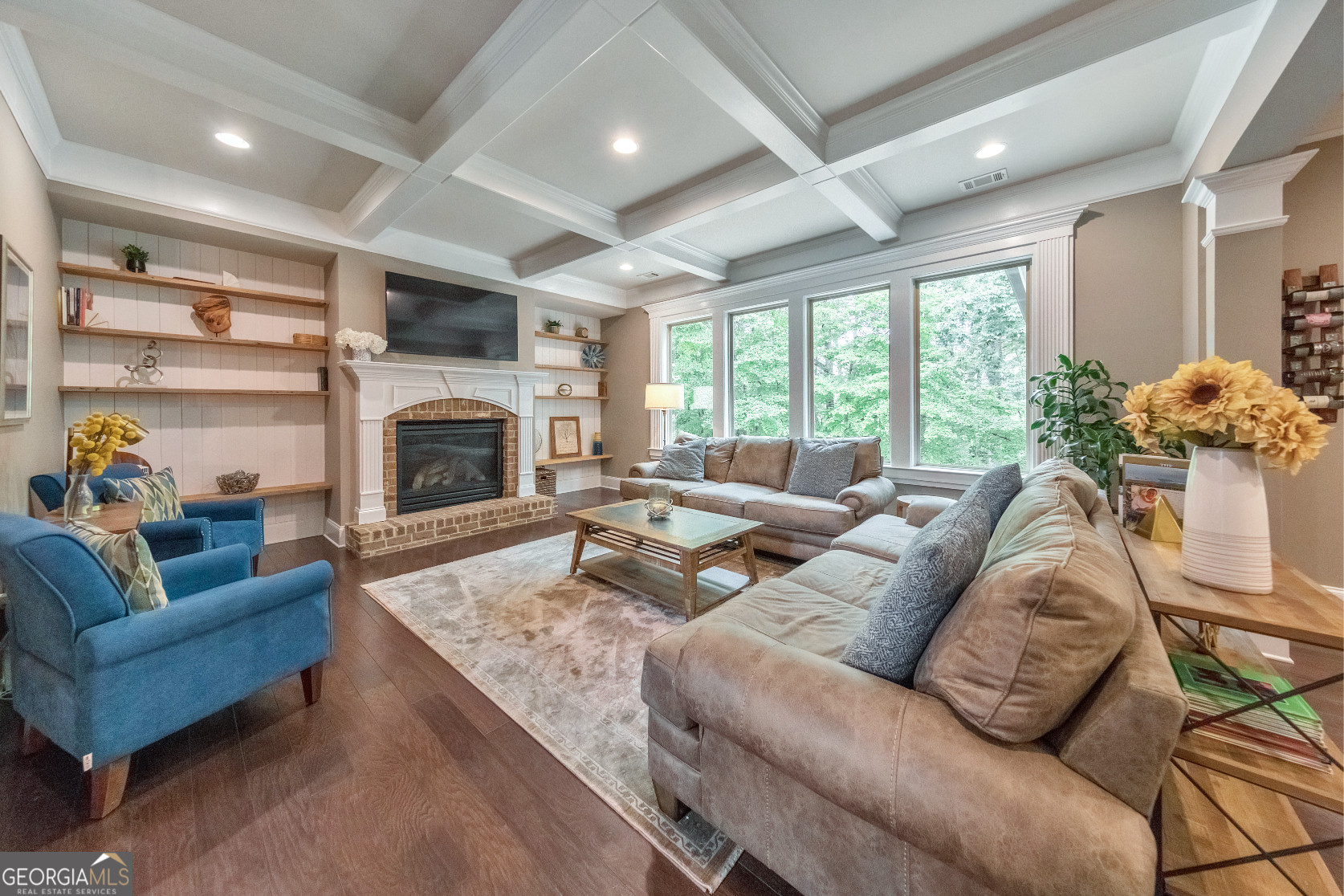 1336 Queens Park DR NW