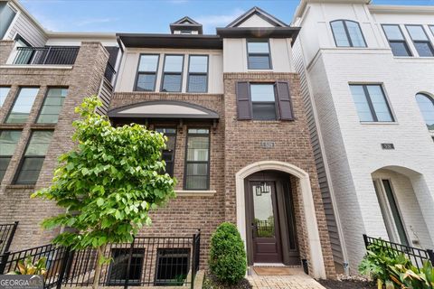 Photo of 529 Broadview Lane NE, Atlanta, GA 30324 (MLS # 10765636)