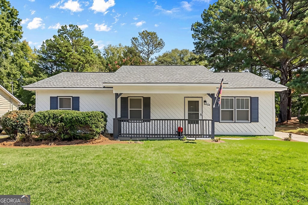 Photo of 104 Martin Luther King Jr Court, Lagrange, GA 30241 (MLS # 10851212)