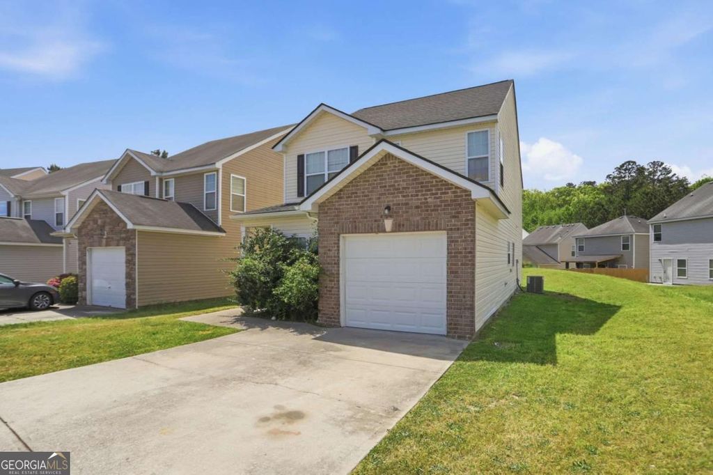 Photo of 6530 Grey Fox Way, Riverdale, GA 30296 (MLS # 10740857)