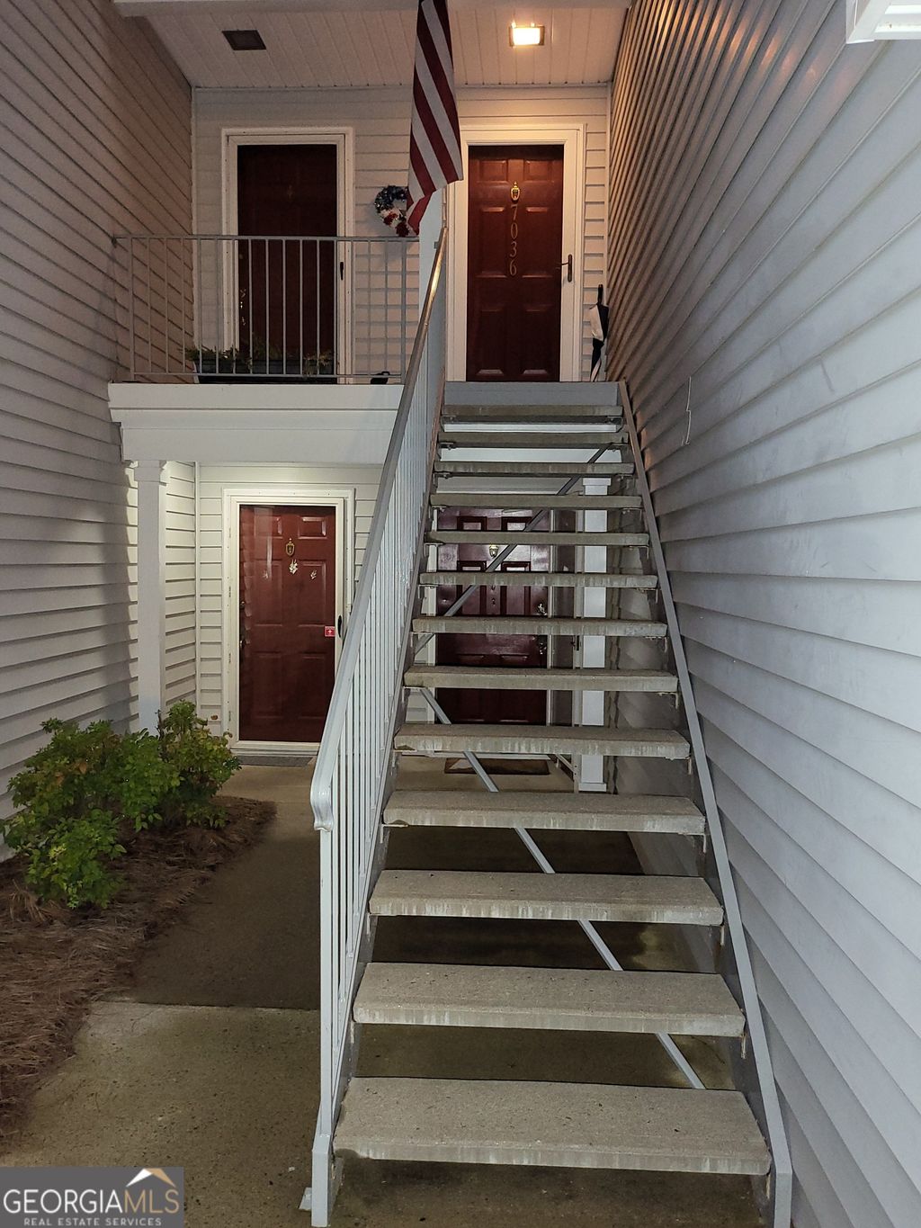 Photo of 7036 Somerset Circle, Alpharetta, GA 30004 (MLS # 10712044)