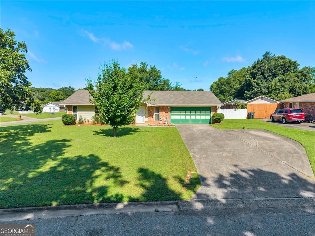 Photo of 209 Lazy H Lane, Warner Robins, GA 31093 (MLS # 10792598)