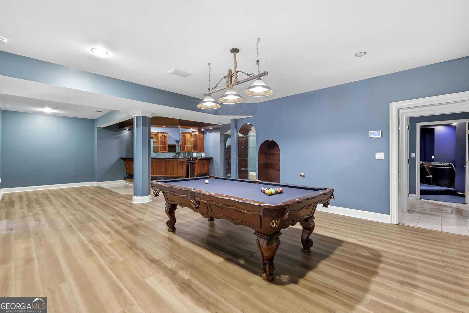 2373 Bronze Oak LN