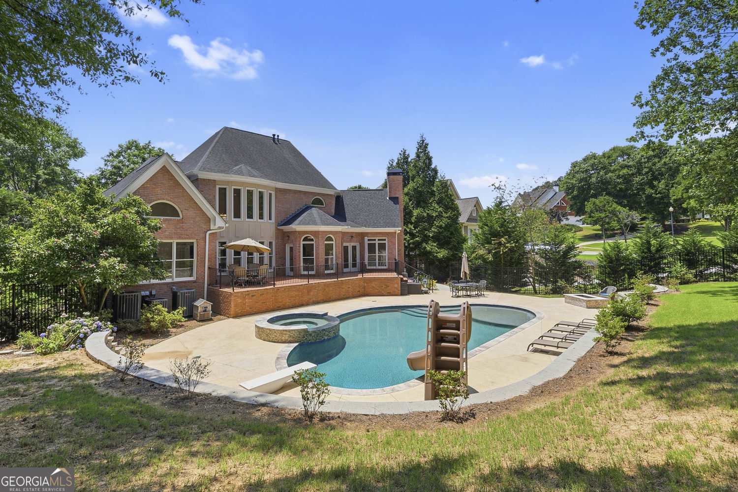 2373 Bronze Oak LN