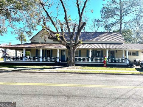 A home in Glennville