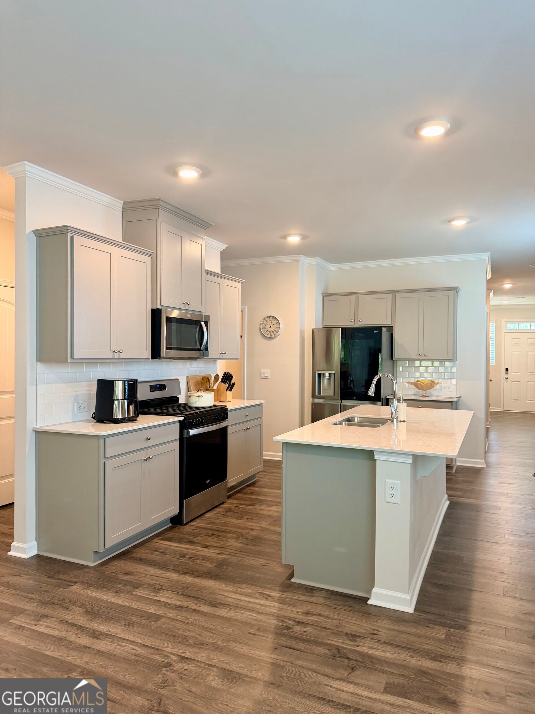 5112 Tulip SQ