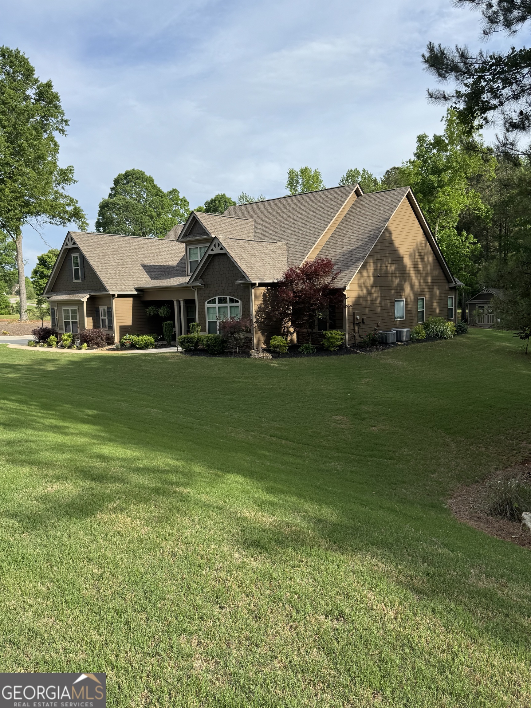 230 Country Lake DR