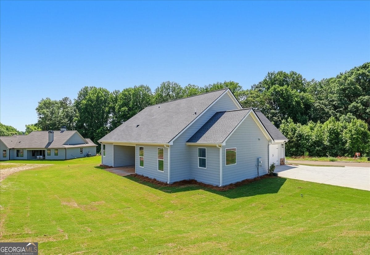 77 Maney DR