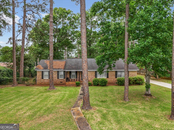 1817 Green Valley LN