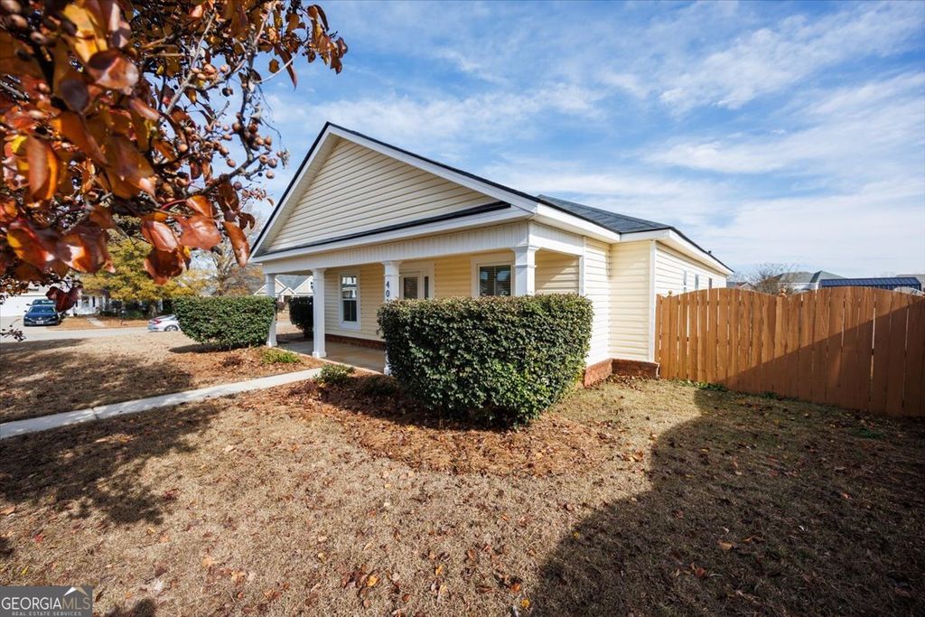 Photo of 402 Latham Drive, Warner Robins, GA 31088 (MLS # 10660556)