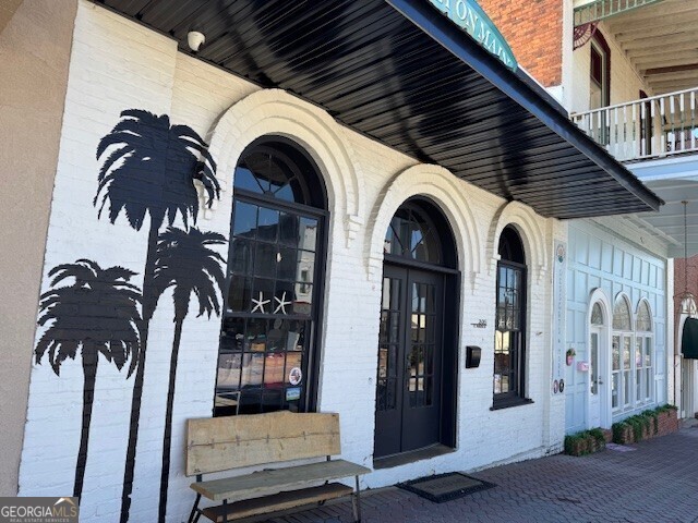205 E Main ST