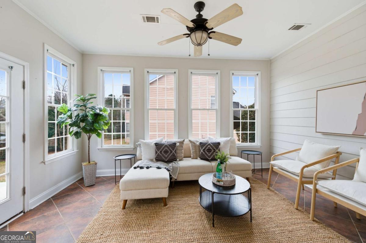 5465 Vinings Lake WAY SW