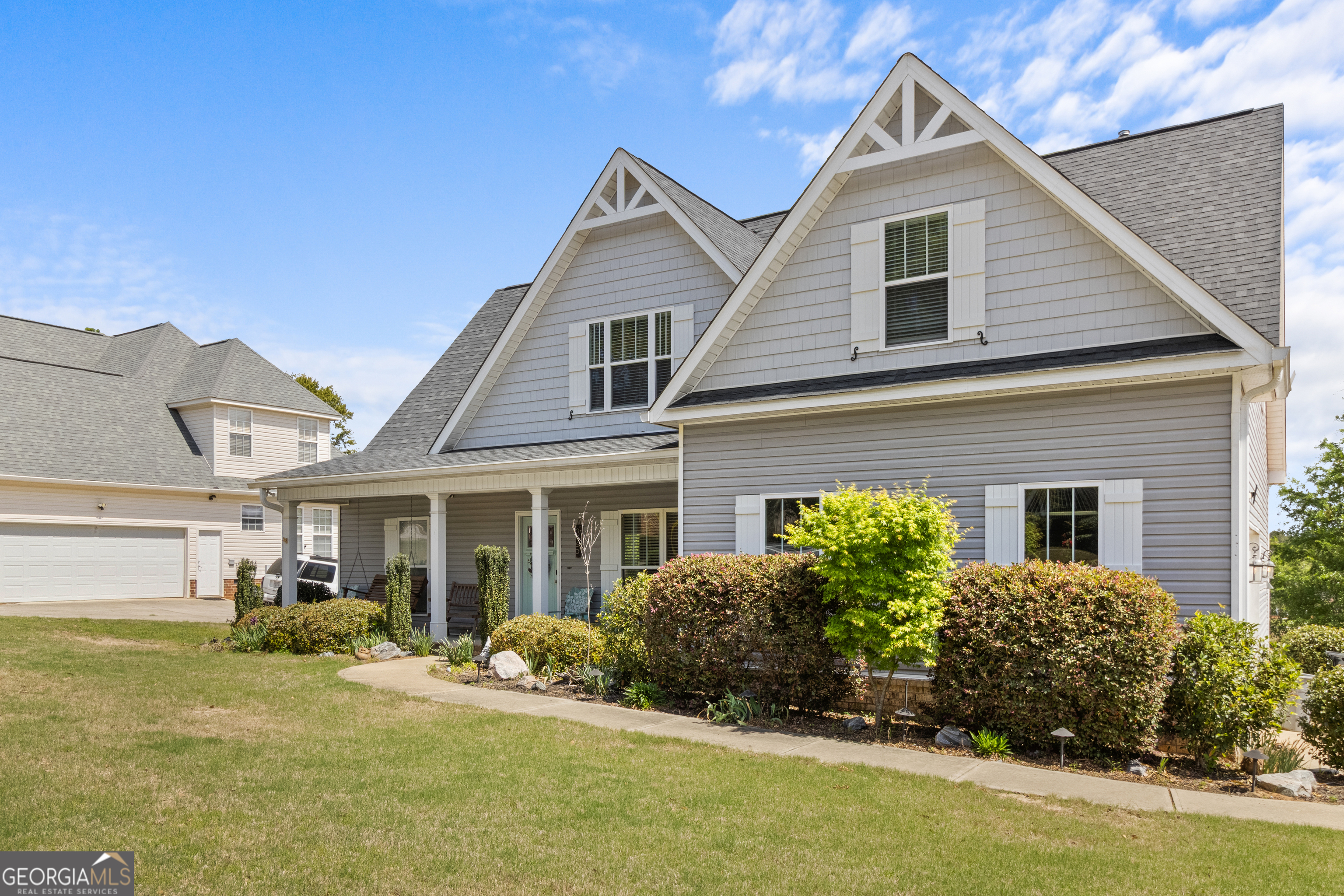 325 Dove Lake DR