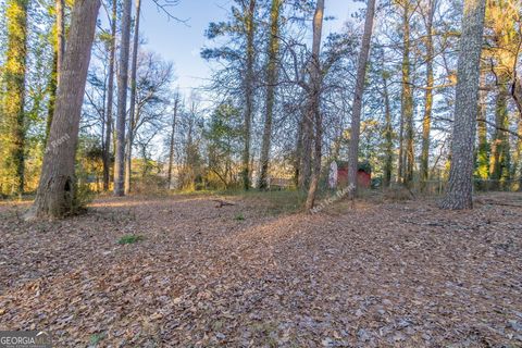 A home in Lilburn