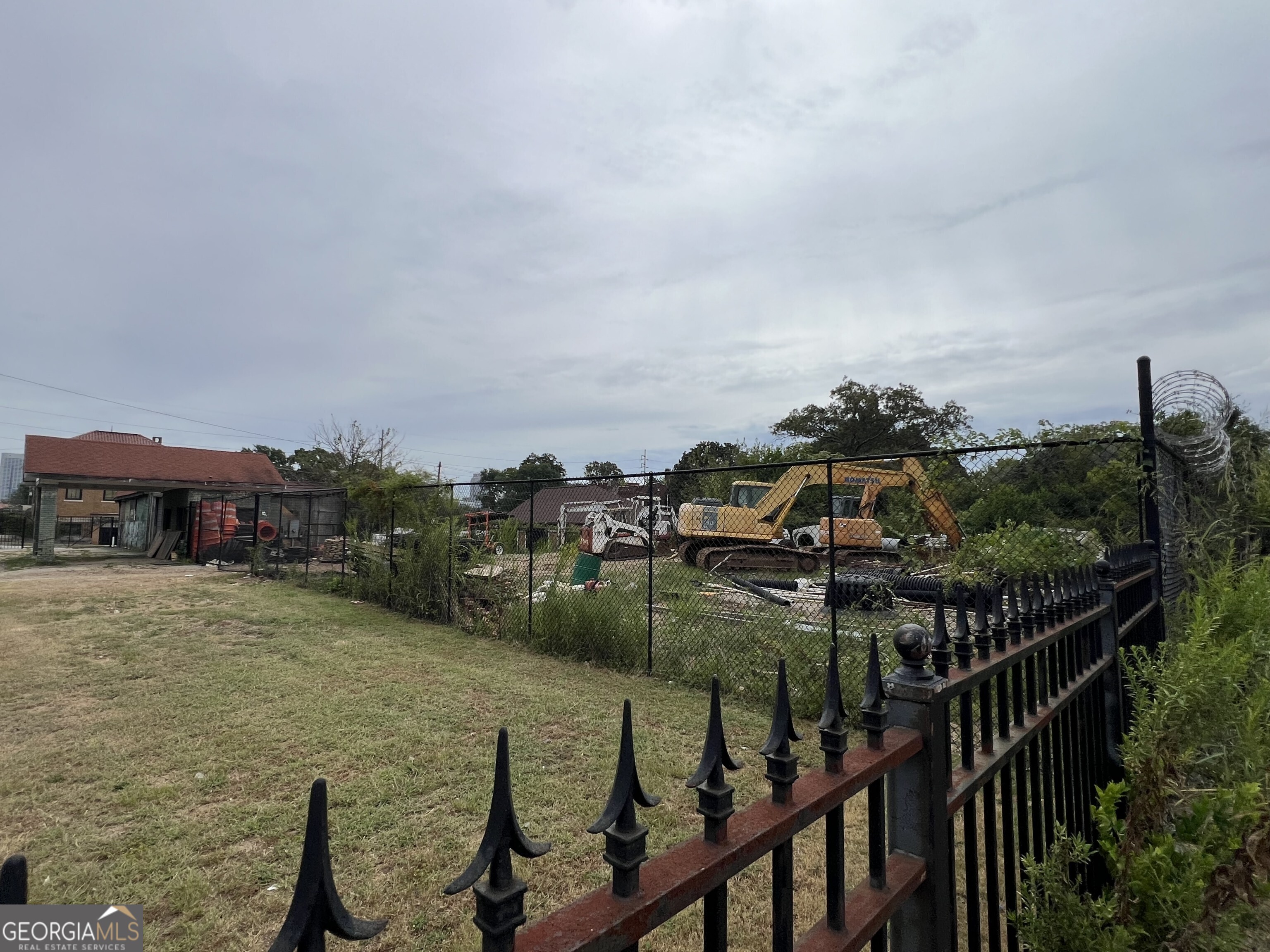 808 Donald Lee Hollowell PKWY NW