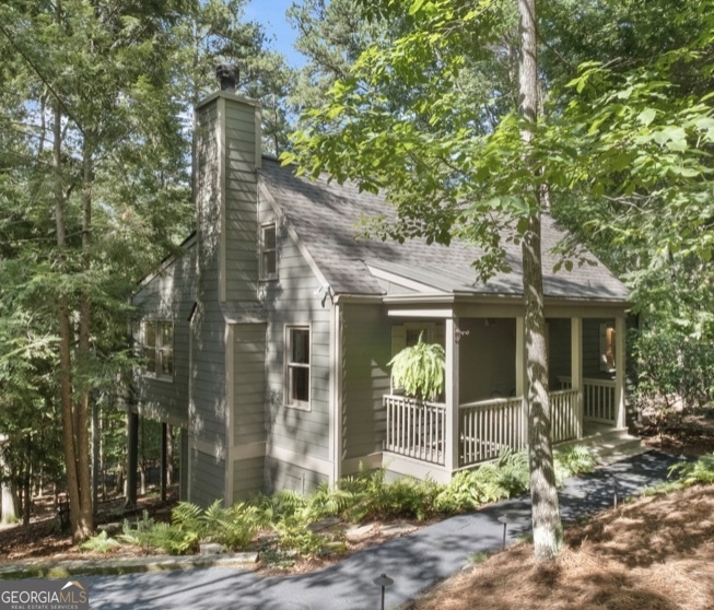 638 Wake Robin DR