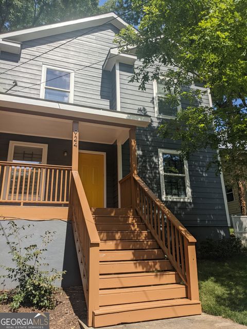 Photo of 924 Smith Street SW, Atlanta, GA 30310 (MLS # 10763972)