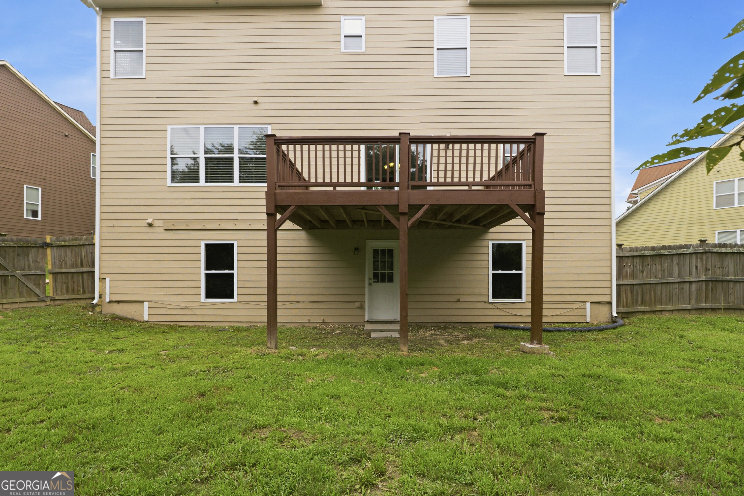 7295 Madison CIR