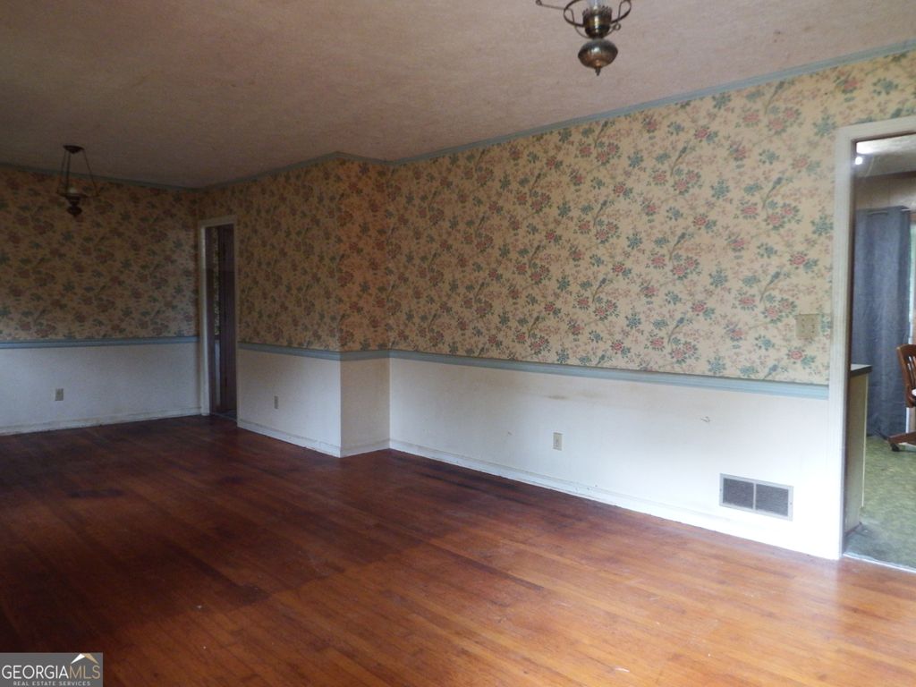 Photo of 5122 Martindale Lane, Stone Mountain, GA 30088 (MLS # 10761590)