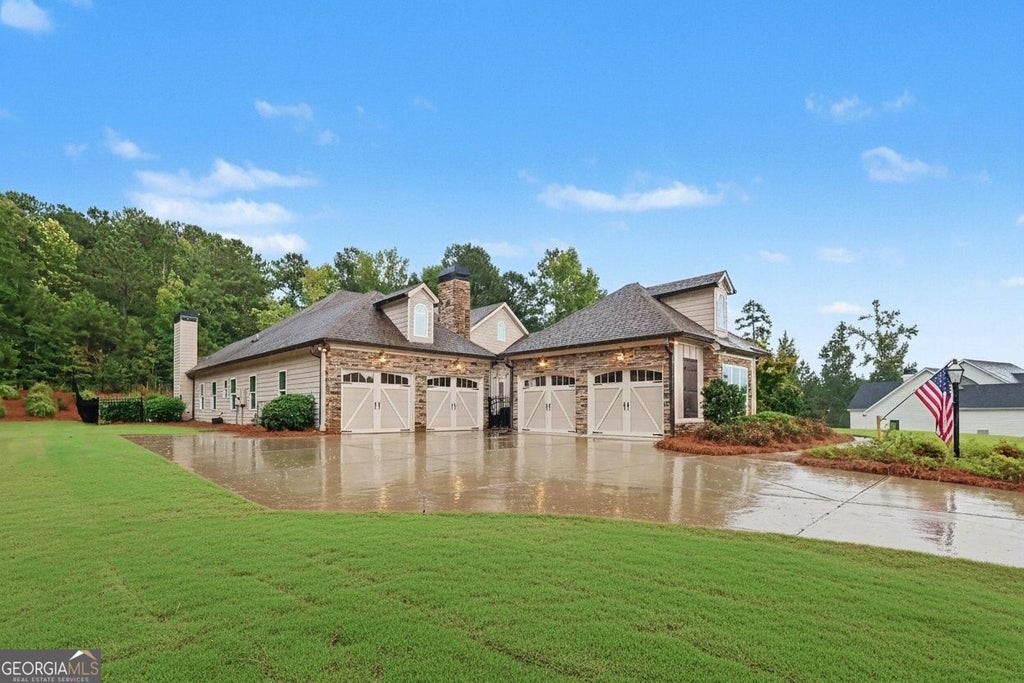 Photo of 29 Water Stone Cove, Newnan, GA 30265 (MLS # 10845108)
