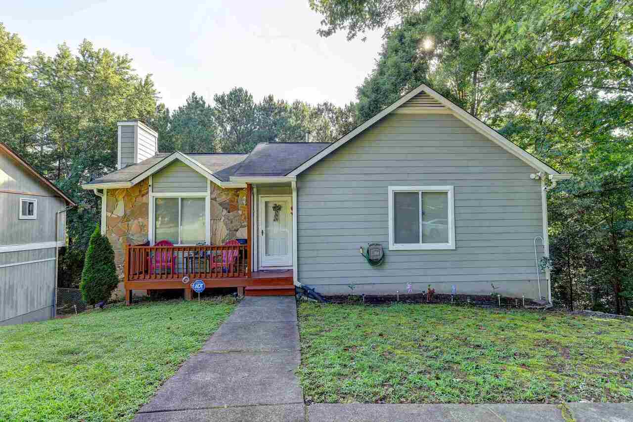 Nice House!!! Move-In ready single story home with 4 bedroom 3 bath, Family room with Fireplace, finished basement with full bath and kitchen. Short drive to Hwy 78.