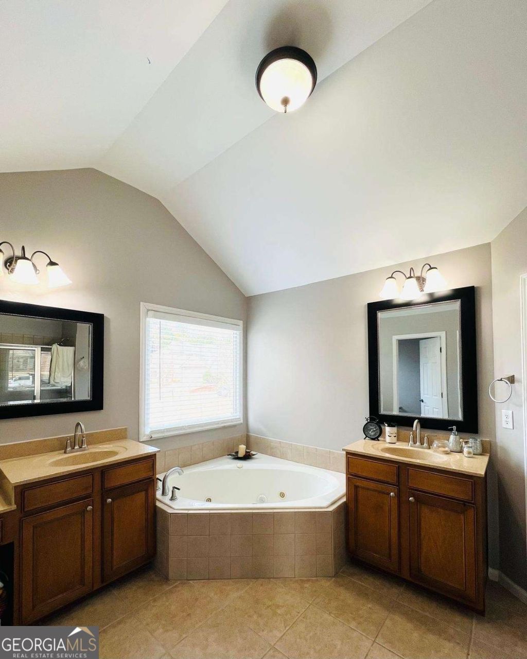 Photo of 7437 Fireside Lane, Flowery Branch, GA 30542 (MLS # 10678827)