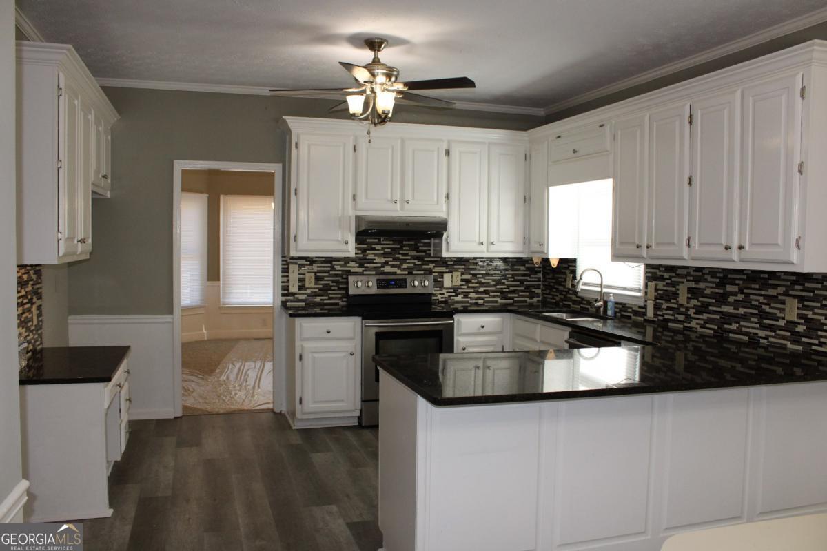 2031 Lakewood CIR