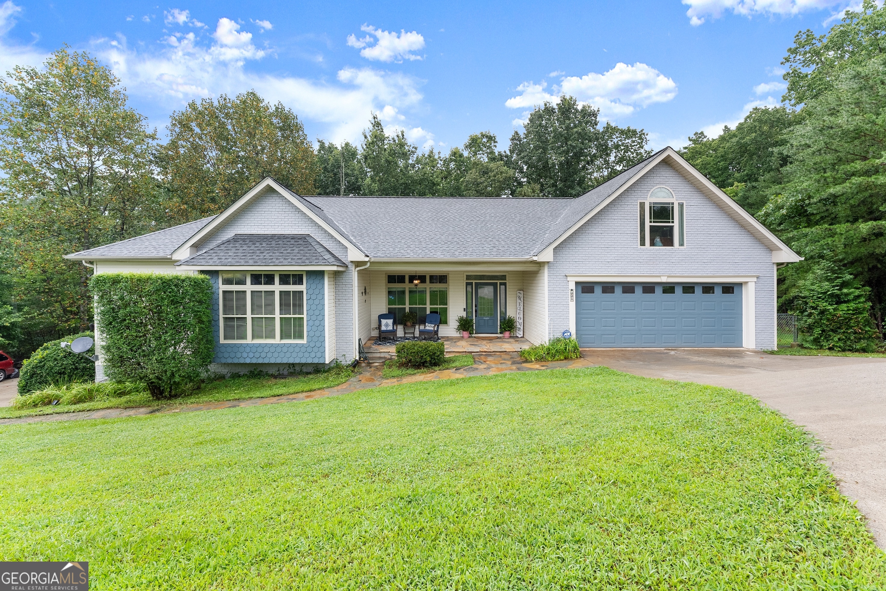 221 Grand View DR