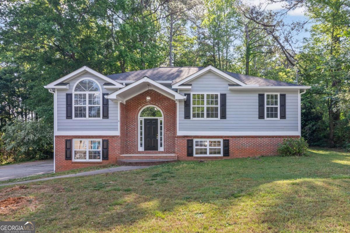 3911 Brianna DR