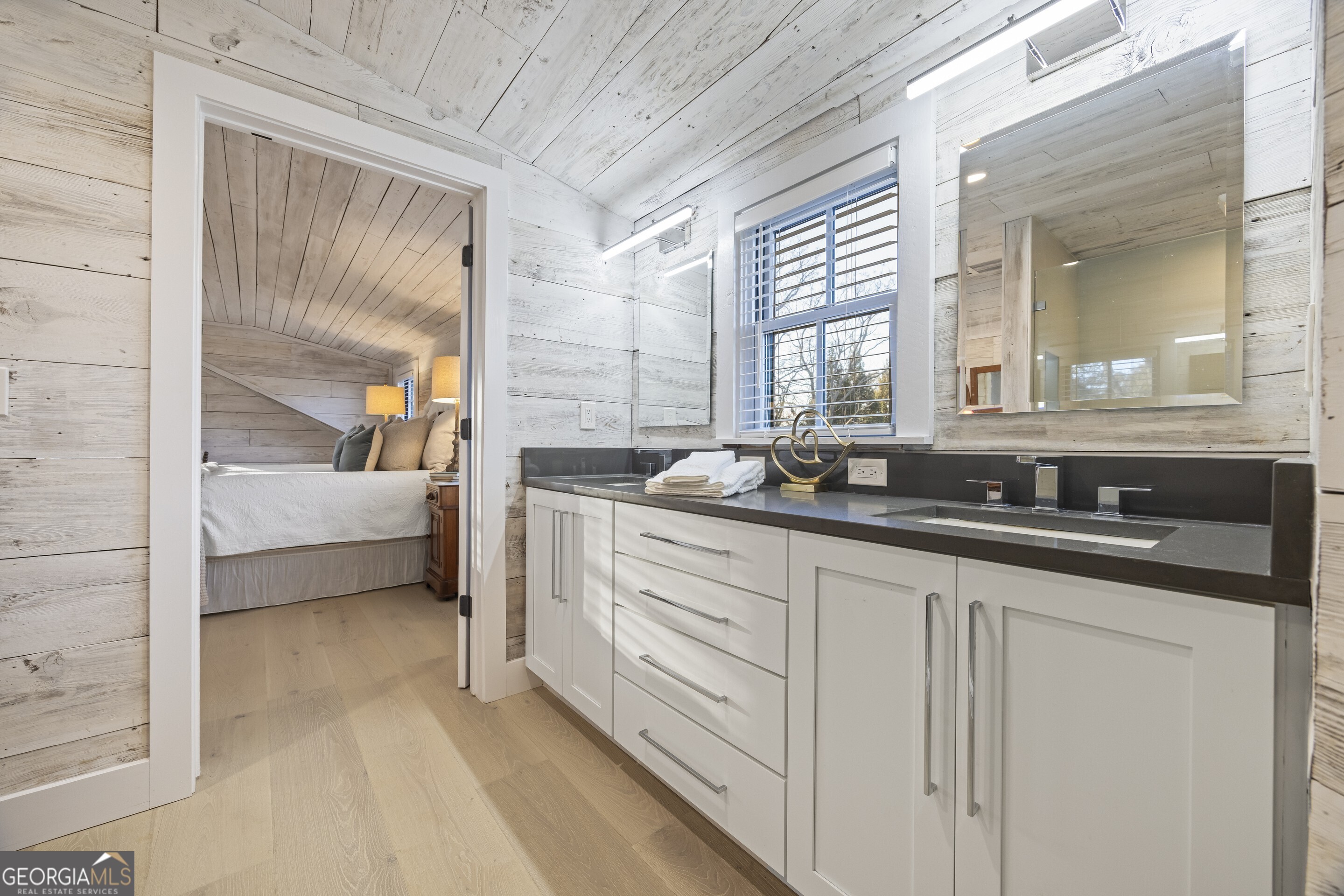 Martin, Georgia 30557, United States, 3 Bedrooms Bedrooms, ,3 BathroomsBathrooms,Residential,Pending,26210