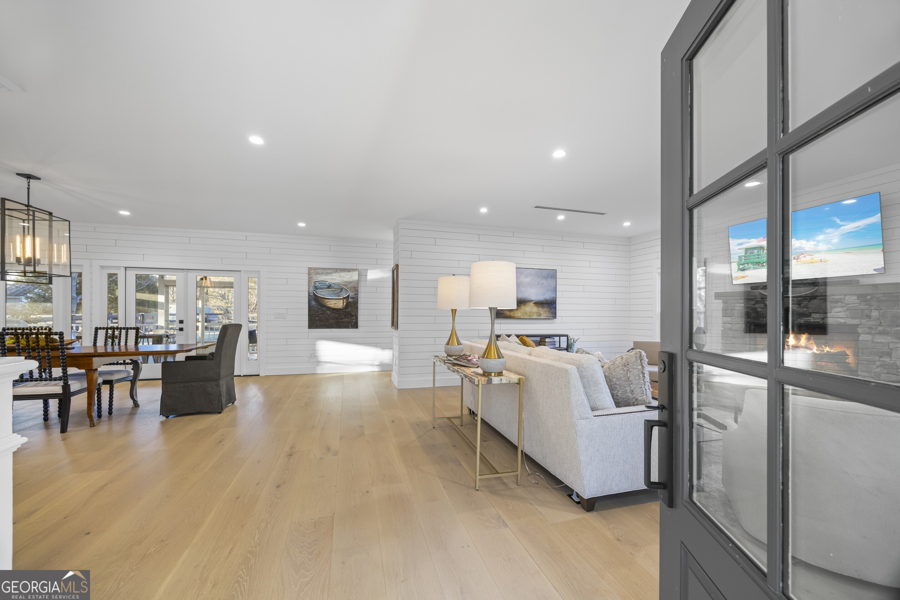 Martin, Georgia 30557, United States, 3 Bedrooms Bedrooms, ,3 BathroomsBathrooms,Residential,Pending,26210