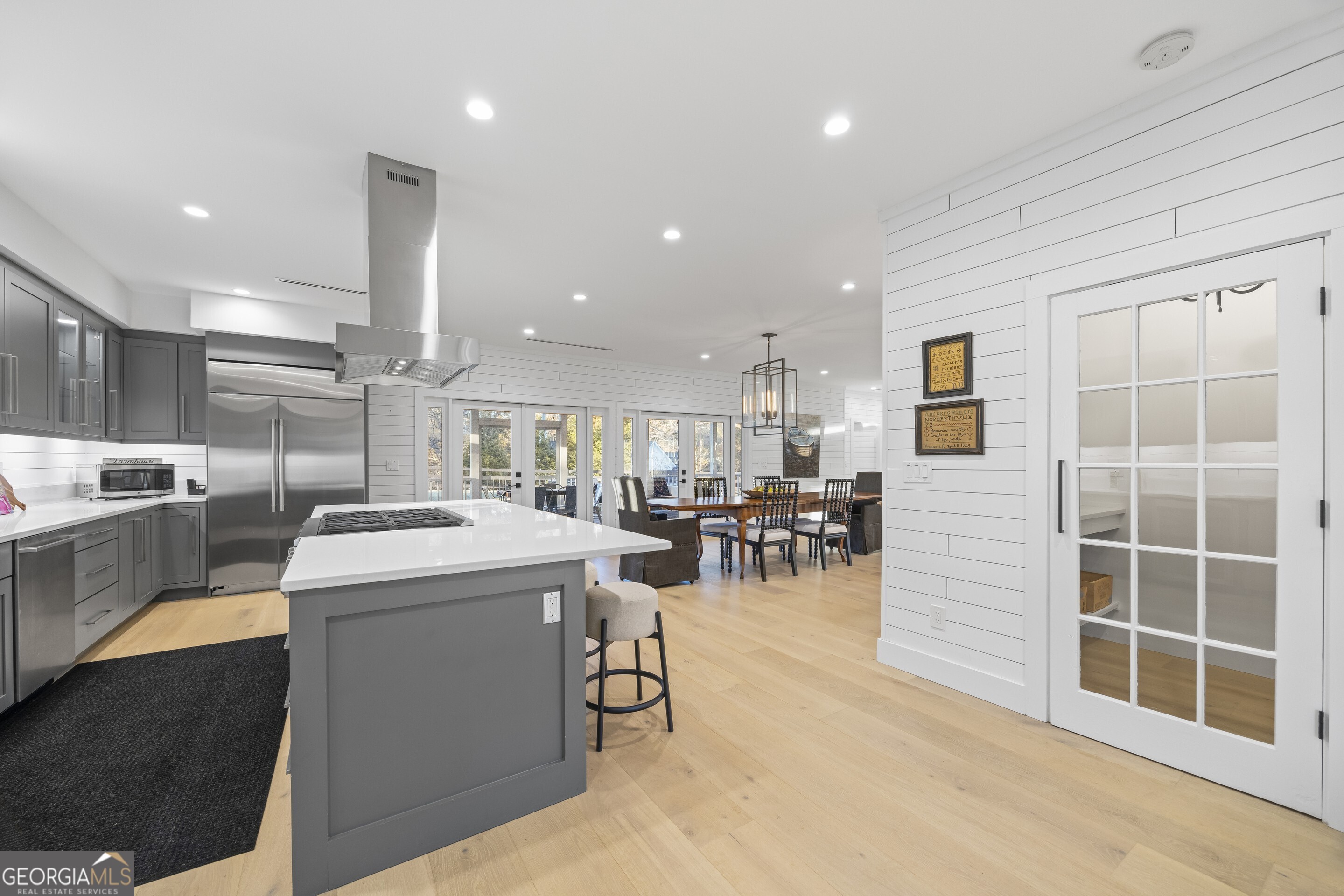 Martin, Georgia 30557, United States, 3 Bedrooms Bedrooms, ,3 BathroomsBathrooms,Residential,Pending,26210