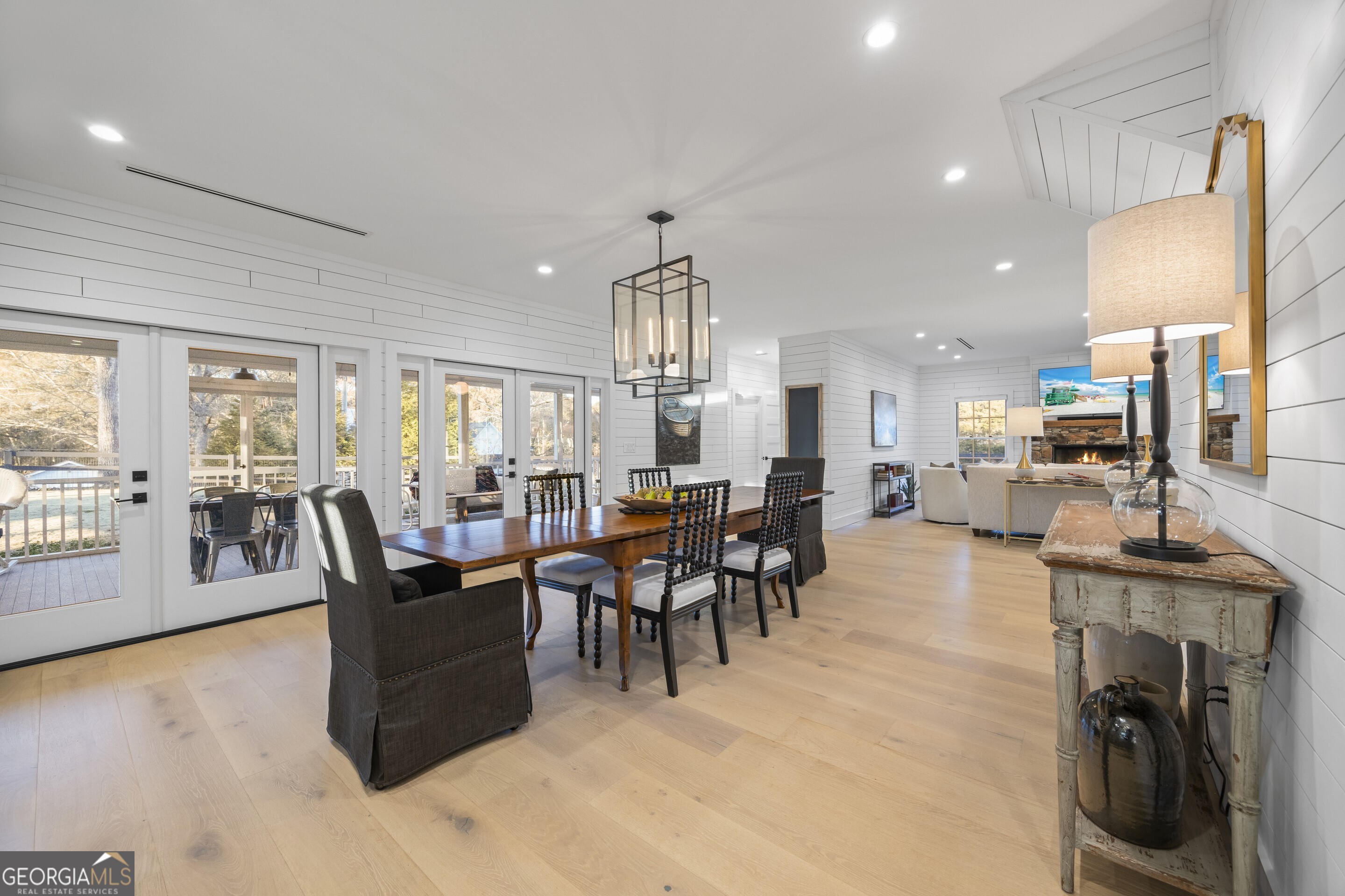 Martin, Georgia 30557, United States, 3 Bedrooms Bedrooms, ,3 BathroomsBathrooms,Residential,Pending,26210