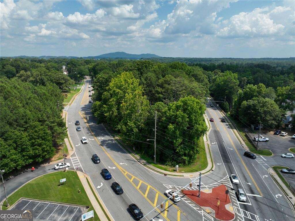 3051 N Main ST