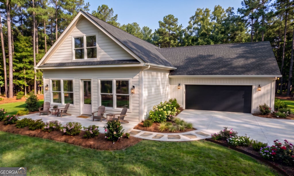 Photo of 106 Little St, Williamson, GA 30292 (MLS # 10829057)