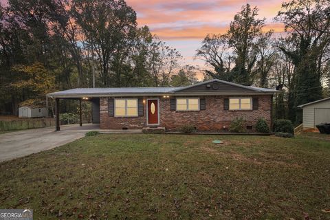 A home in Powder Springs