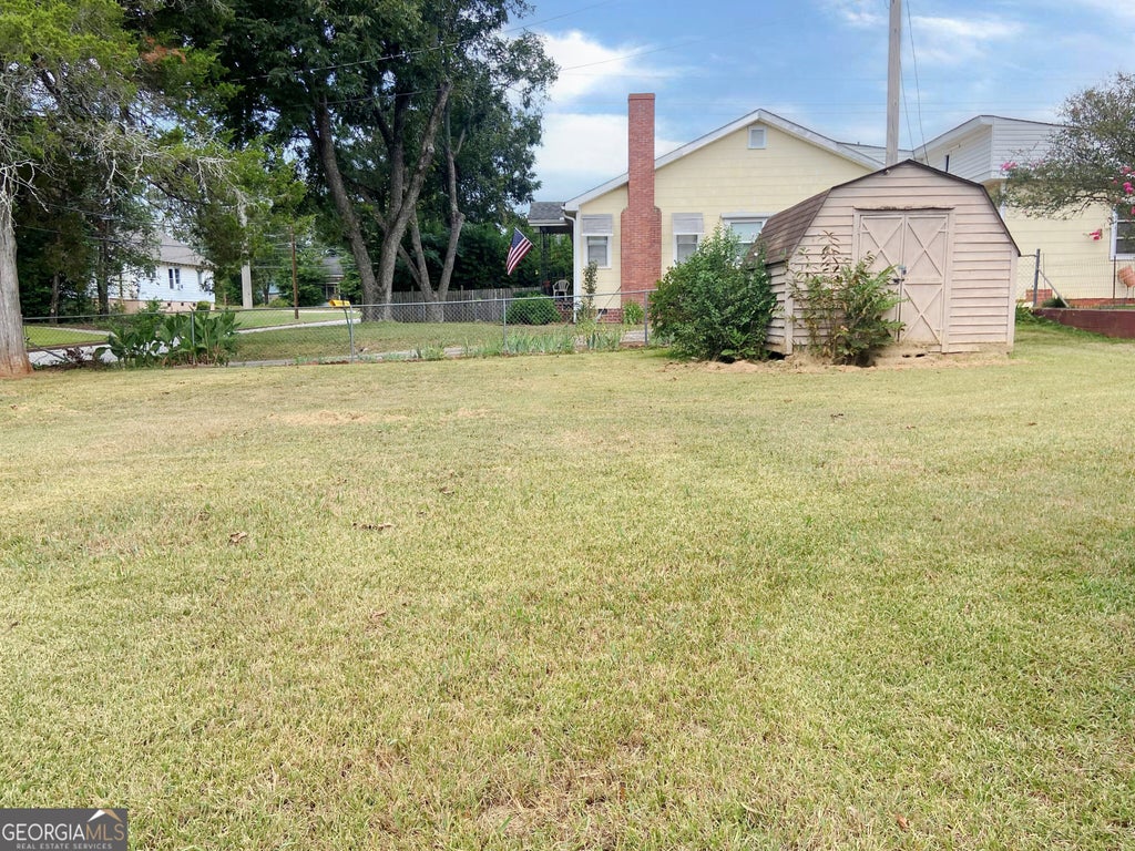 Photo of 304 FORSYTH ST. ST, BARNESVILLE, GA 30204 (MLS # 10867329)