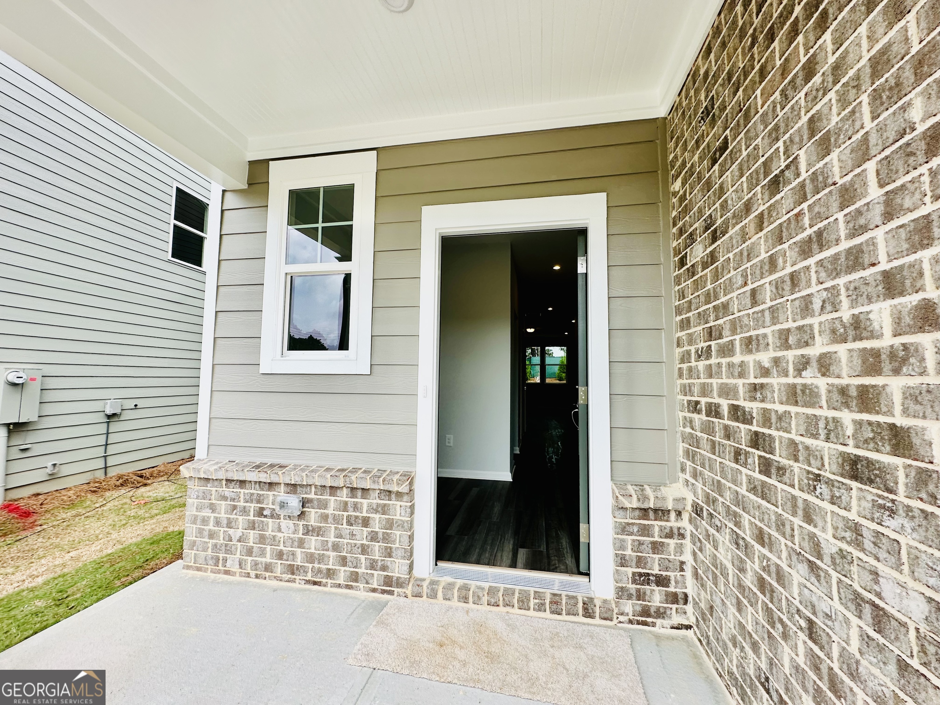4495 Buttonwood LN