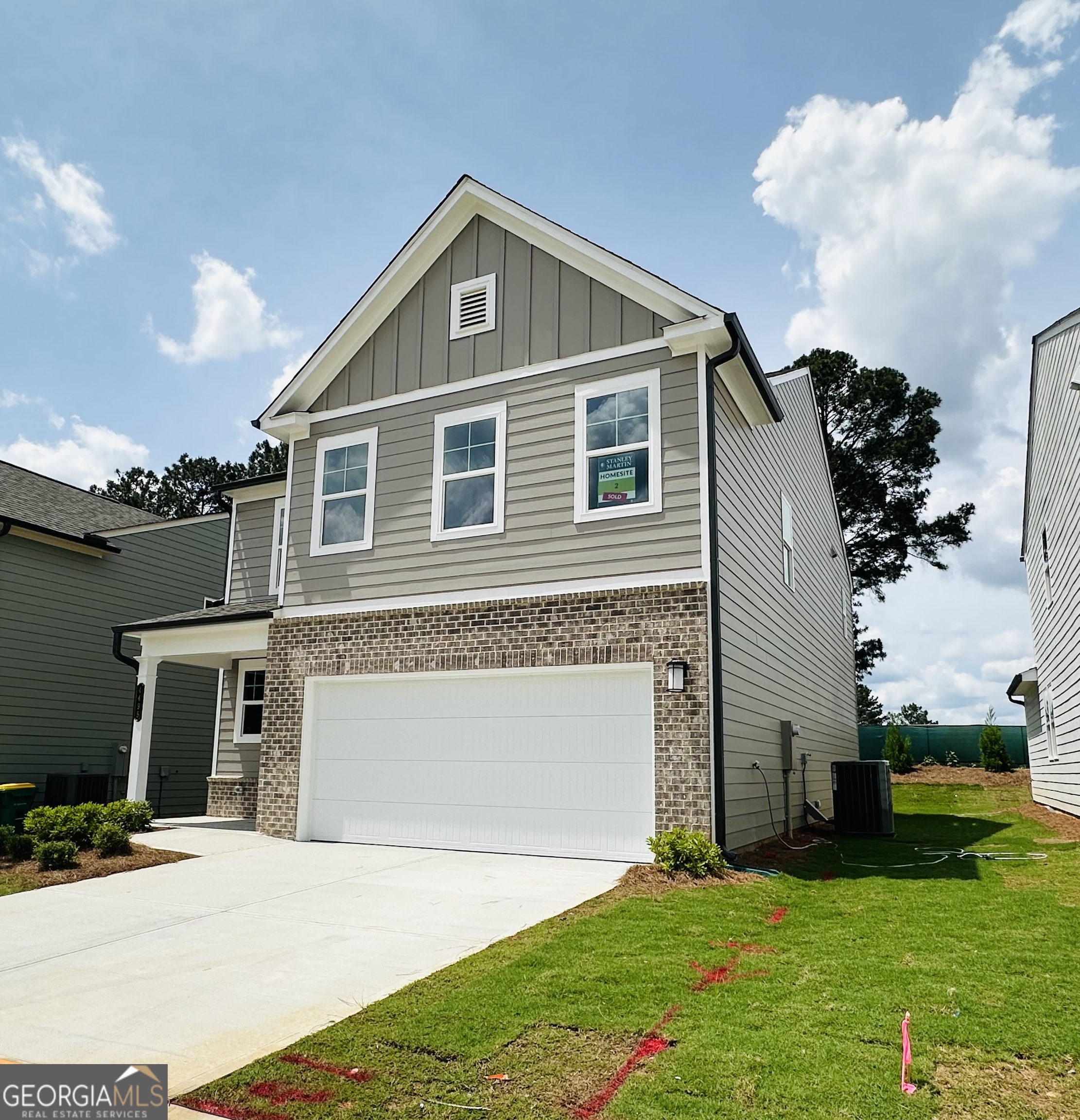 4495 Buttonwood LN