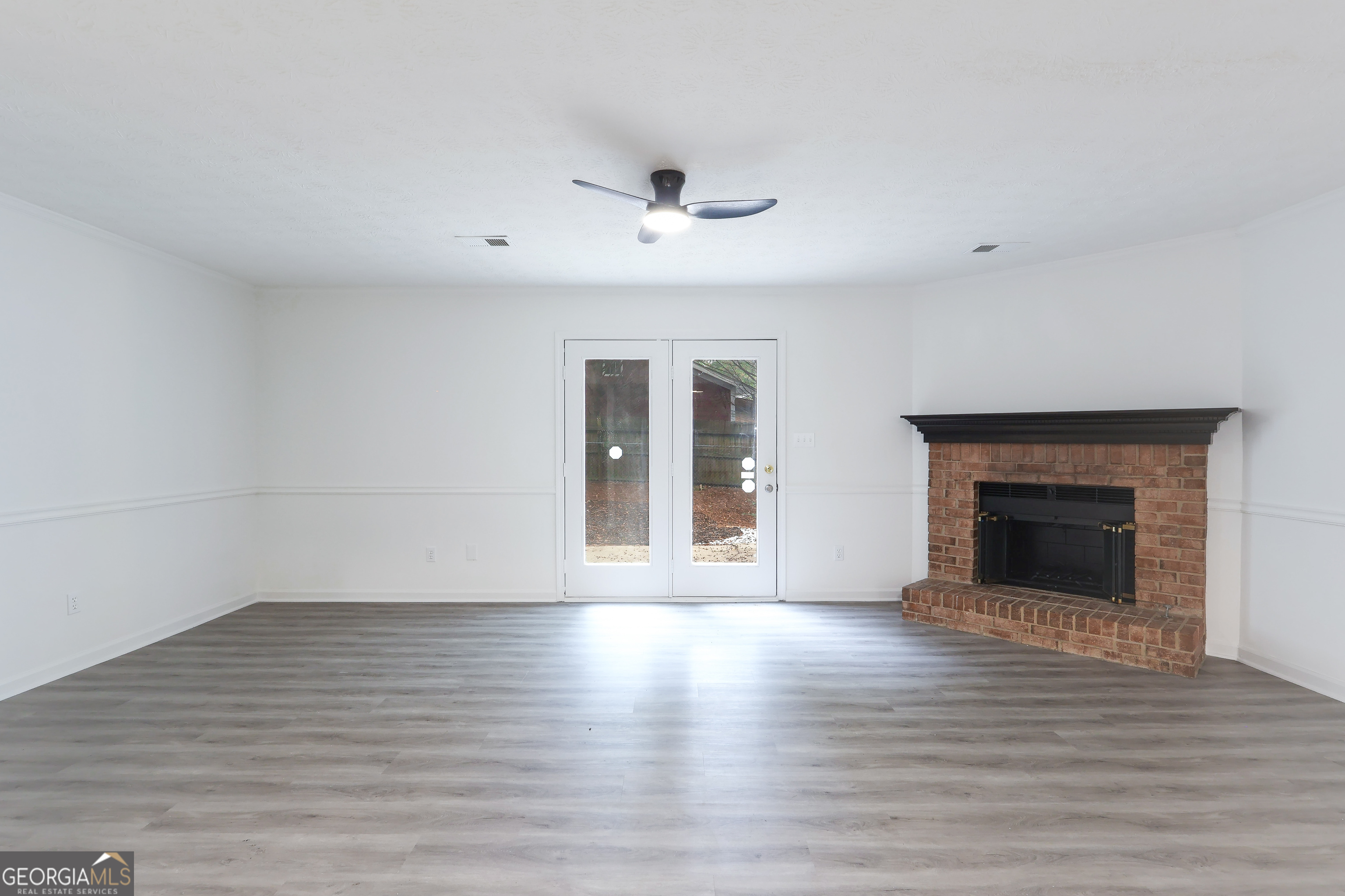 415 Williamsburg WAY