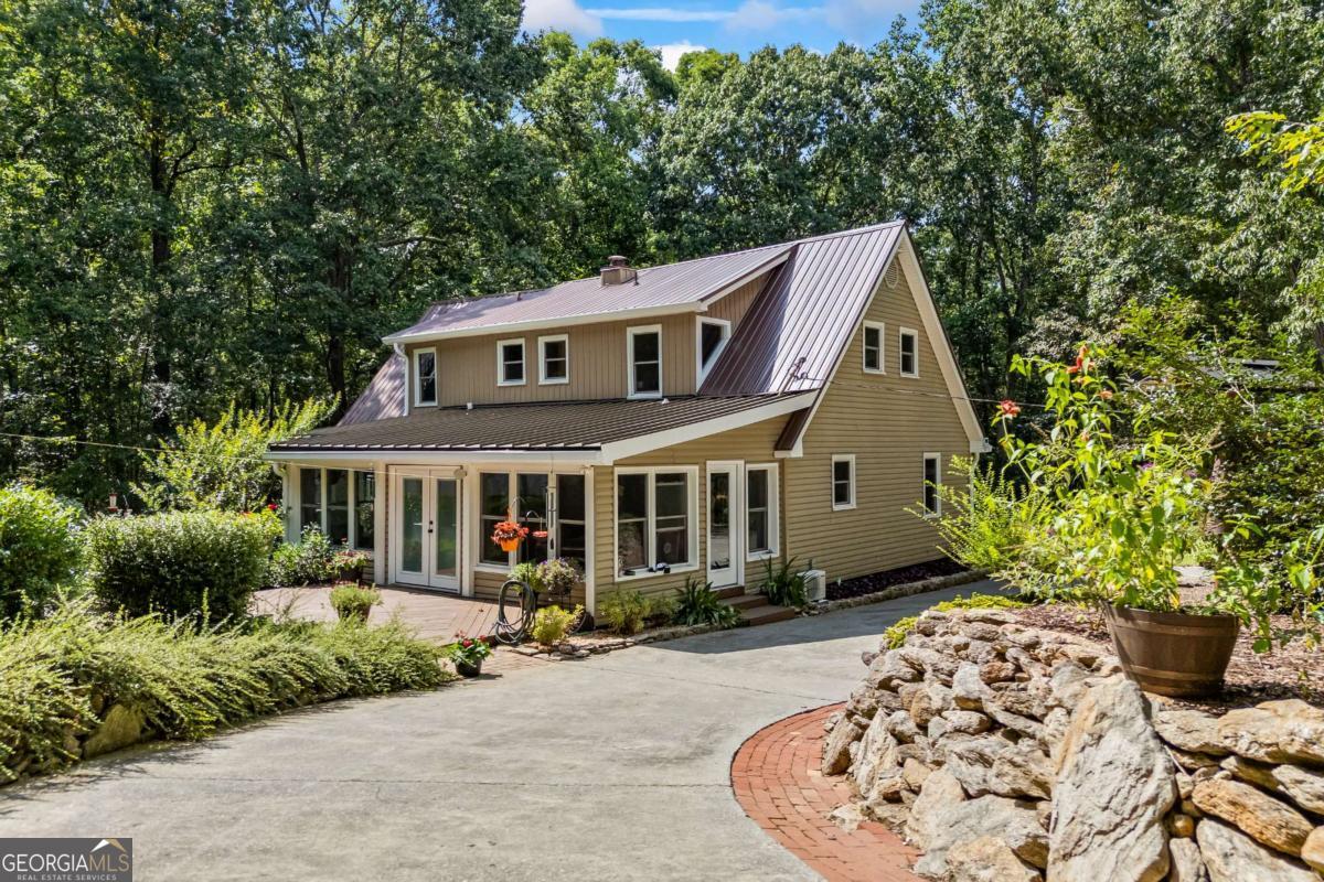 1602 Tipperary CIR