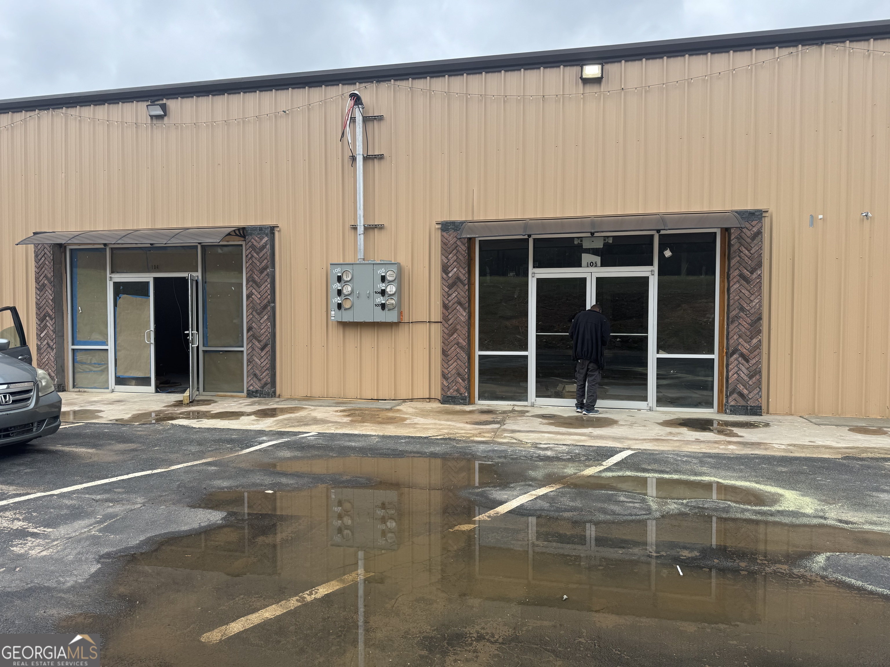 2485 Lithonia Industrial BLVD