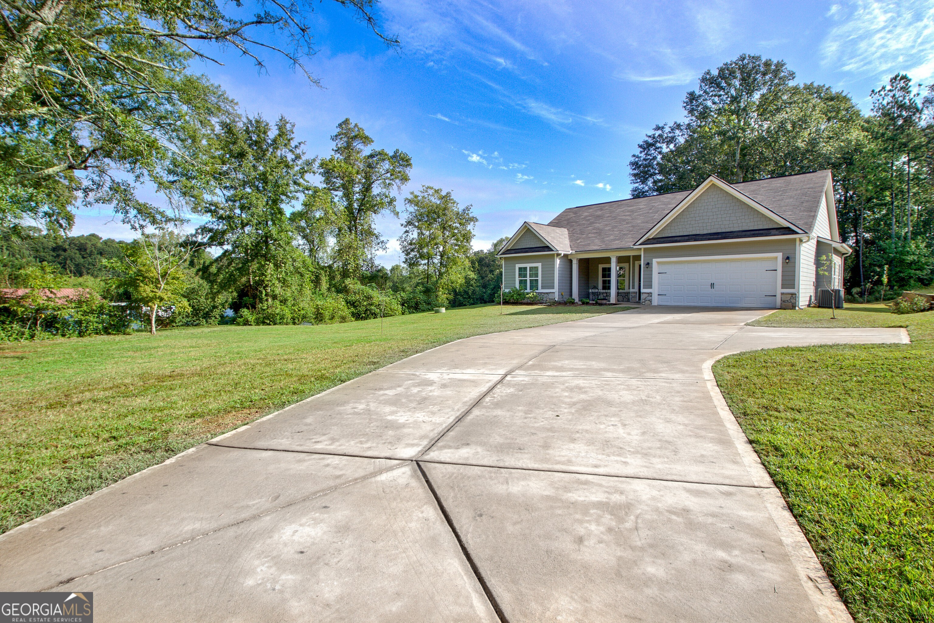 1422 Mooty Bridge RD