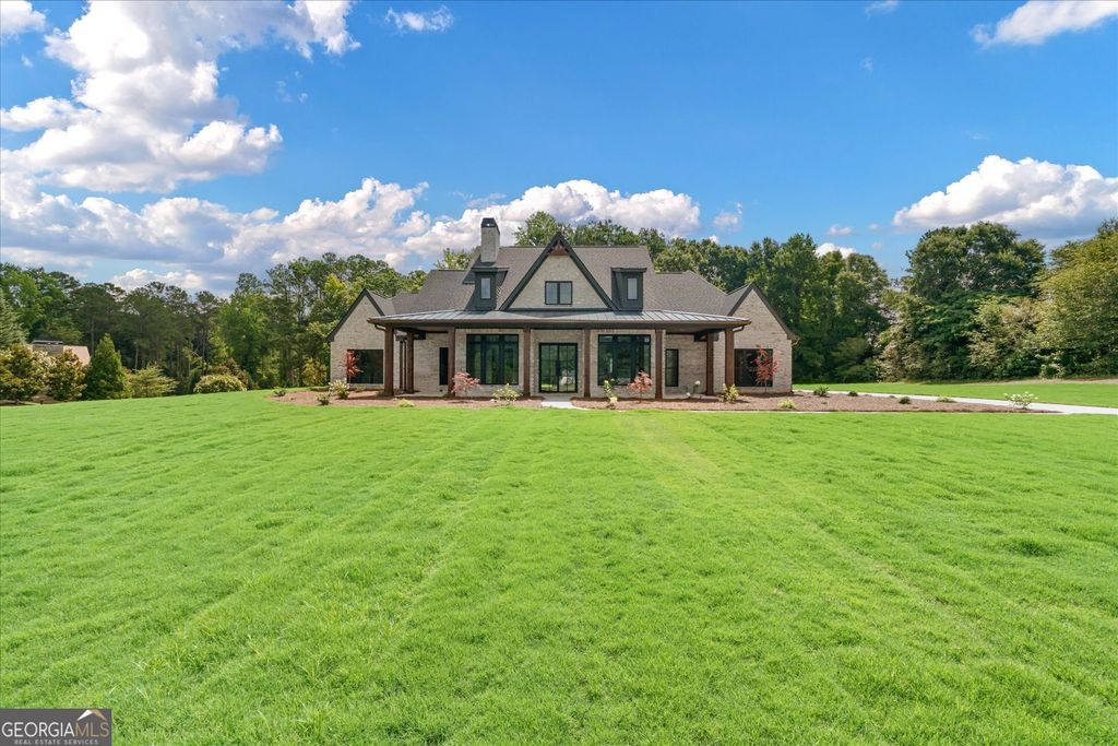 Photo of 106 Sycamore Drive, Carrollton, GA 30117 (MLS # 10803236)