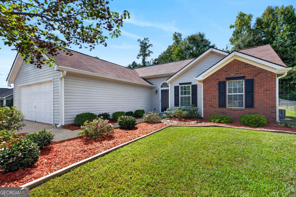 Photo of 412 Lexington Park Drive, Lagrange, GA 30241 (MLS # 10855204)