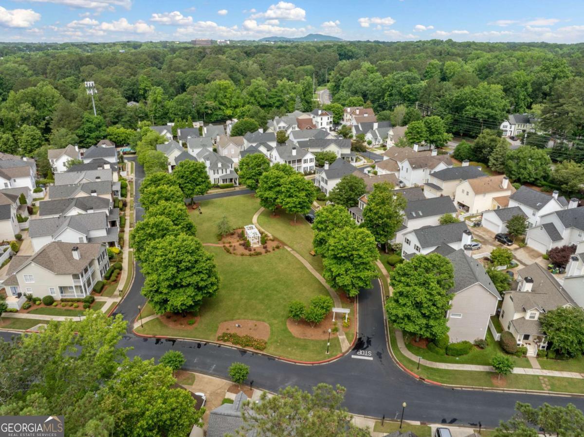 Gardenside Commons at Powers Ferry - Residential Lease